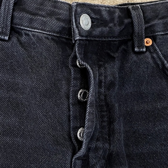 Topshop Moto Ashley High-Rise Distressed Frayed Jean Shorts - Picture 6 of 6